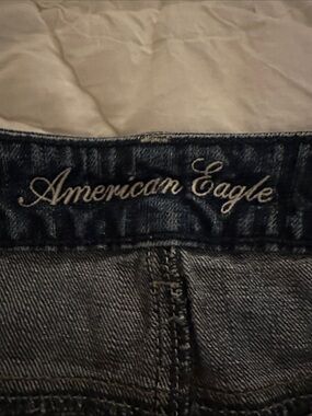 Low rise American Eagle Outfitters Women's Medium Wash Blue Denim Jeans
